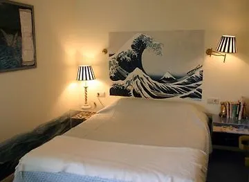Sandton Hotel De Filosoof Amsterdam 3*,